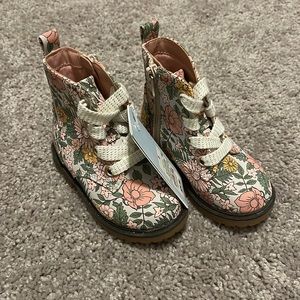 NWT - Floral Target Boots - Size 5 Toddler
